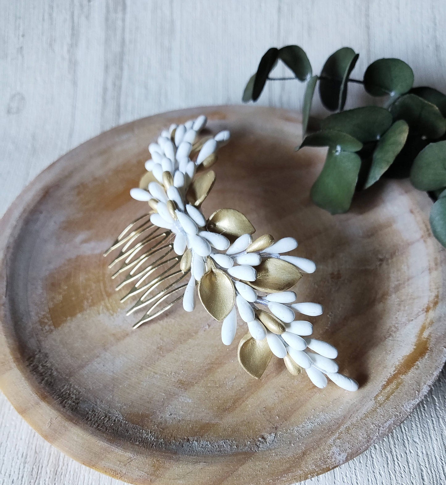 Bridal Hair Comb with Porcelain Sprigs and Buds