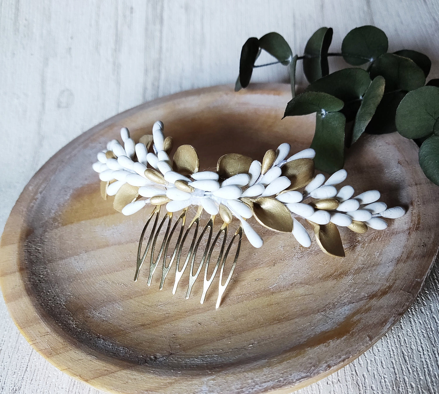 Bridal Hair Comb with Porcelain Sprigs and Buds